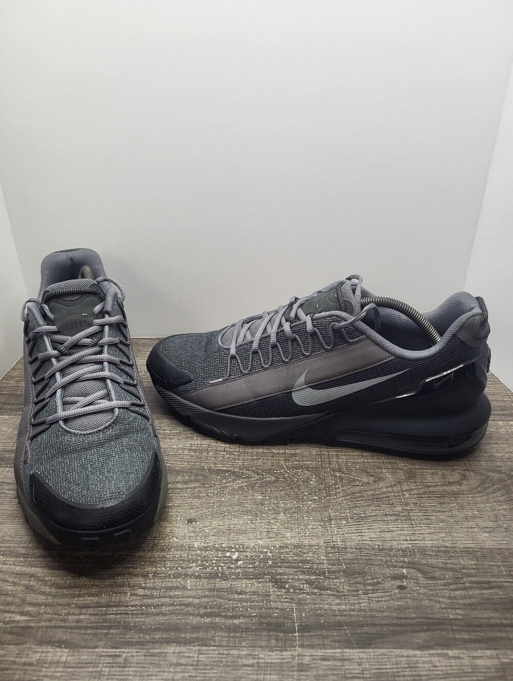 Nike Air Max Pulse Roam Black DZ3544-001 Men's Sz 11.5 Running Shoes Sneakers